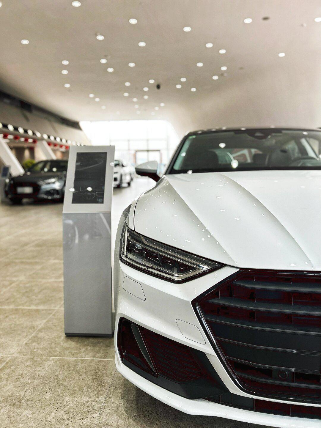 优雅又帅气 颜控必入 奥迪 a7 sportback 冰