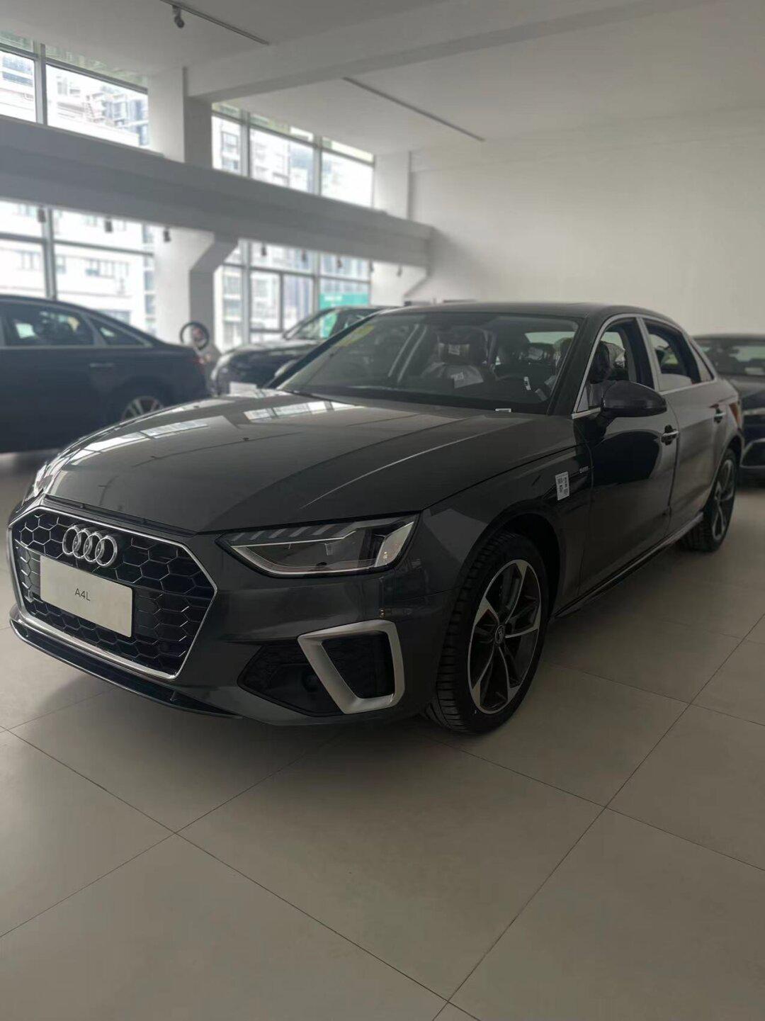 07奥迪a4l天云灰 低调奢华的都市新宠93