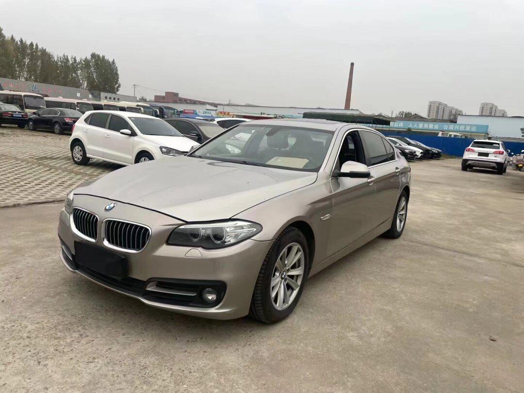 5.9万14年宝马520 2.0自动高配 倒车影