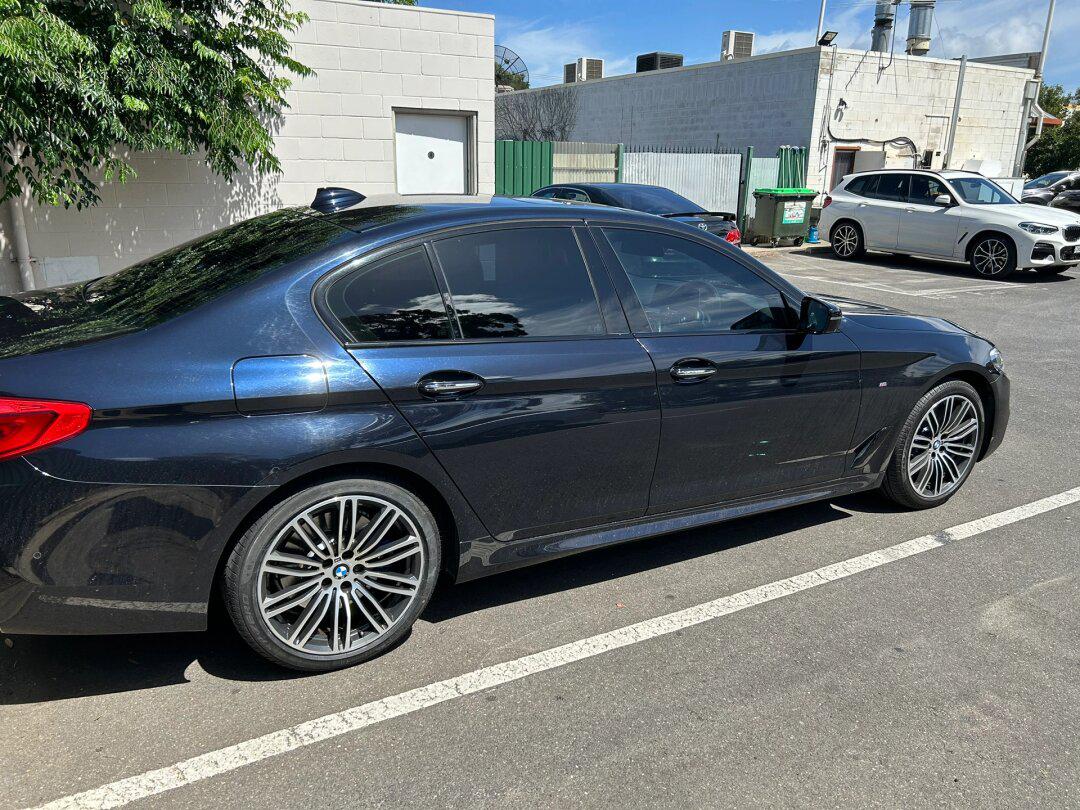 阿德莱德卖车啦 宝马530i 炭黑 $39500