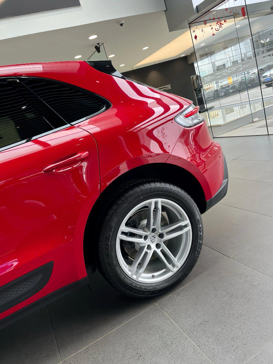 一款适合女生开的车macan 胭脂红_保时捷macan社区_易车社区