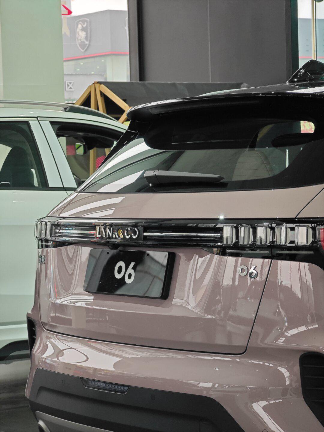 你确定你不需要一台这么粉的车车么~_领克06社区_易车社区