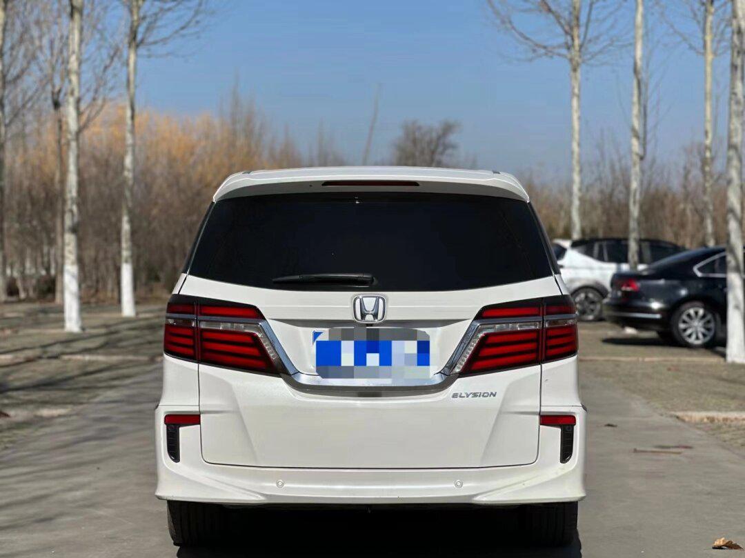 还有一辆:本田艾力绅_艾力绅社区_易车社区