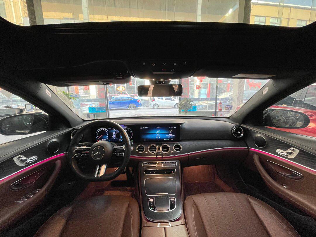 最新拿下 奔驰e级(进口) 2021款 改款 e 260 时尚型运动版 21年9_奔驰