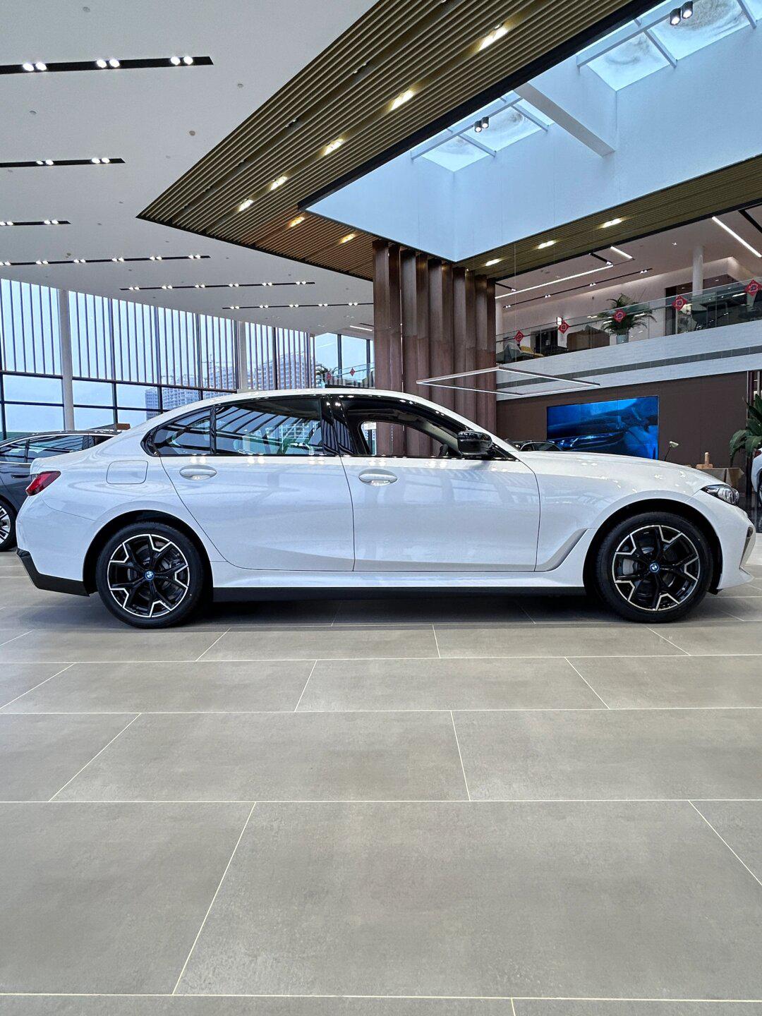 宝马i3|20w77的价格真香