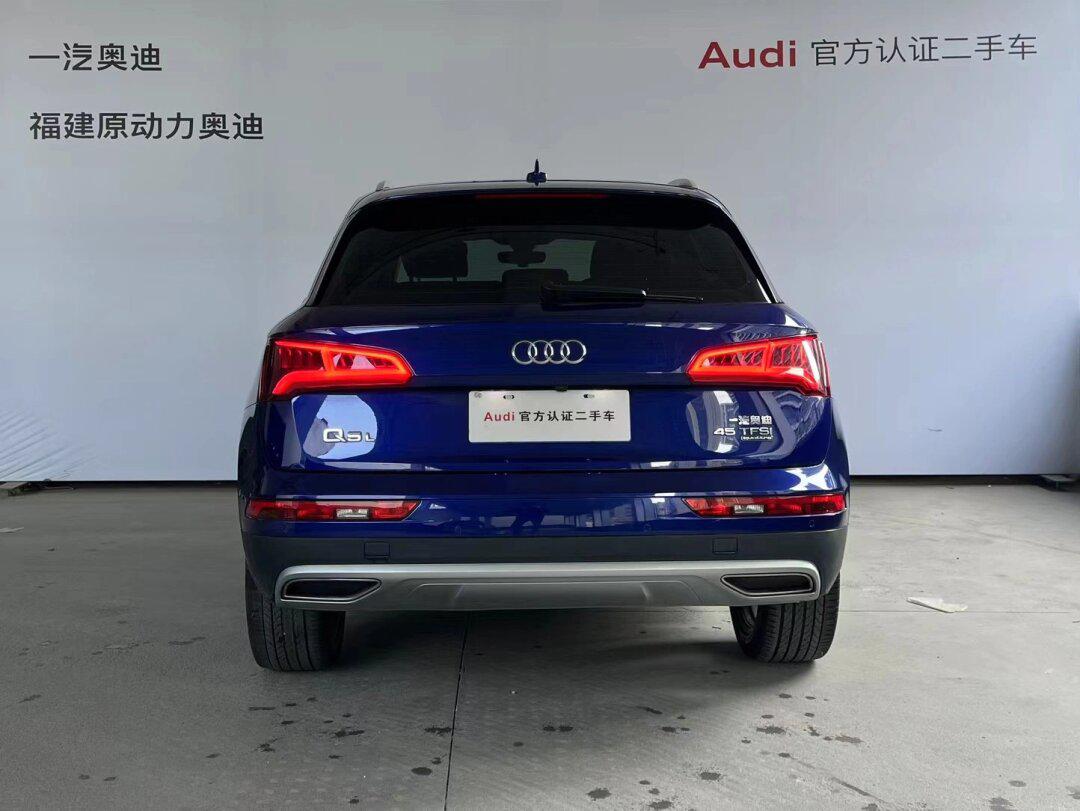 【车辆信息】 奥迪q5l 45tfsi 风雅型 【首次上牌】2020-6 【行驶