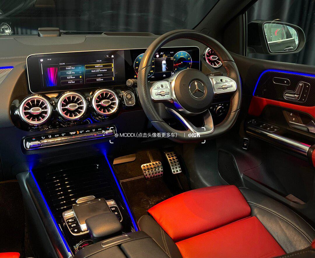 宽大内饰64色氛围灯年轻女生们最爱7515b18094_奔驰b级社区