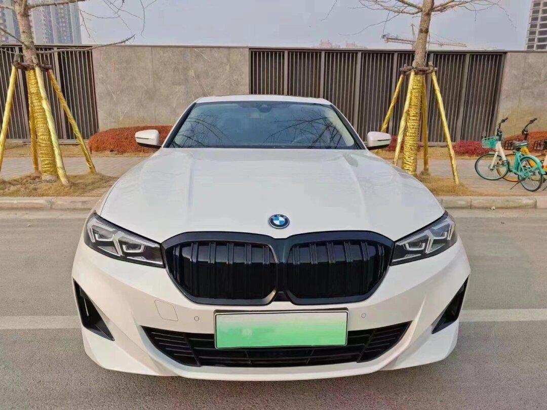 23年宝马i3,35l(新车裸车35.39万款)纯电动!续航526km,空
