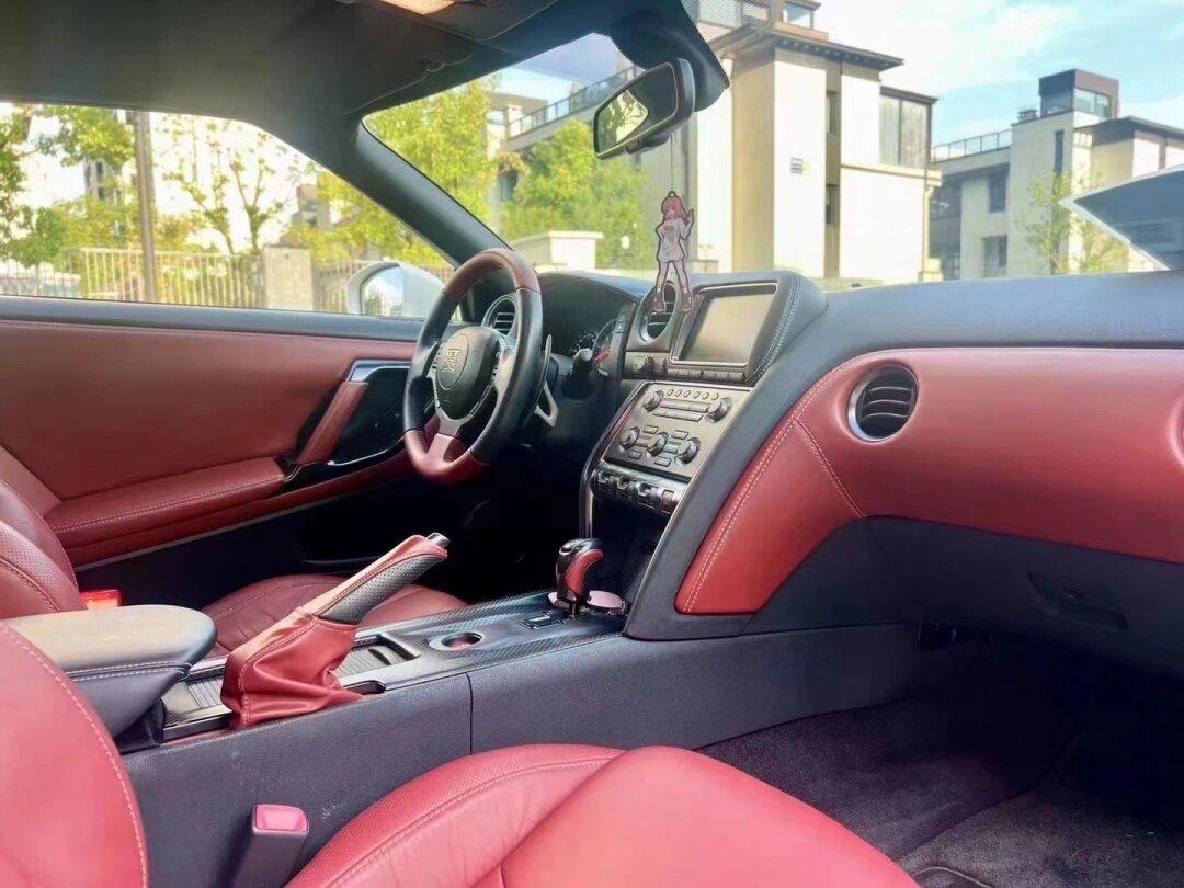 14款战神日产gtr 中规 实表5万公里 ipe排气 极品车况全车原版原漆 白