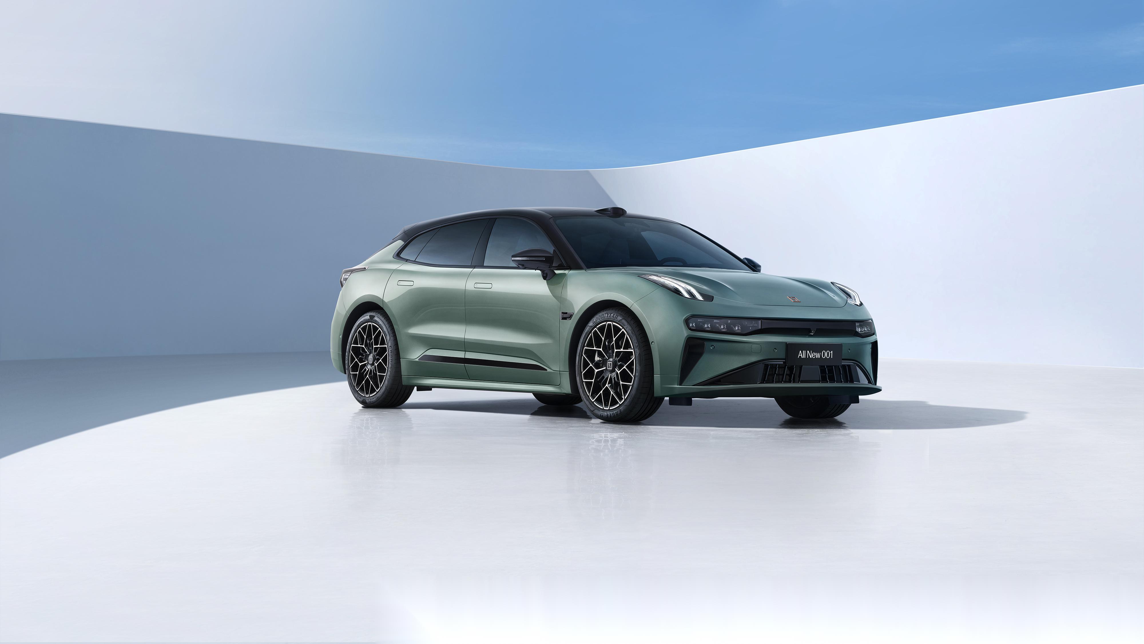 全新极氪001有点炸 里里外外都变了 fr好多炸裂的功能(比如赛道模式)