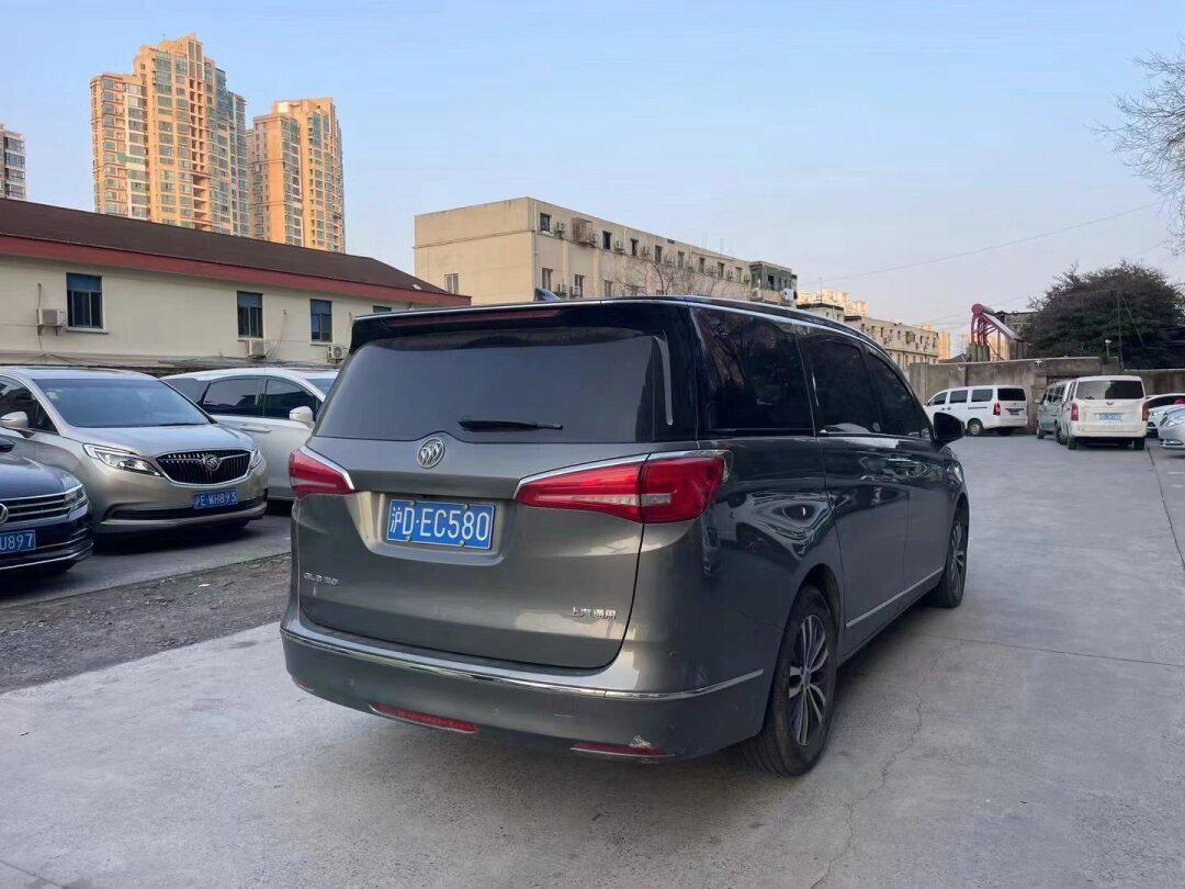 两处划痕补漆,非营运一手车,实表10._别克gl8社区_易车社区