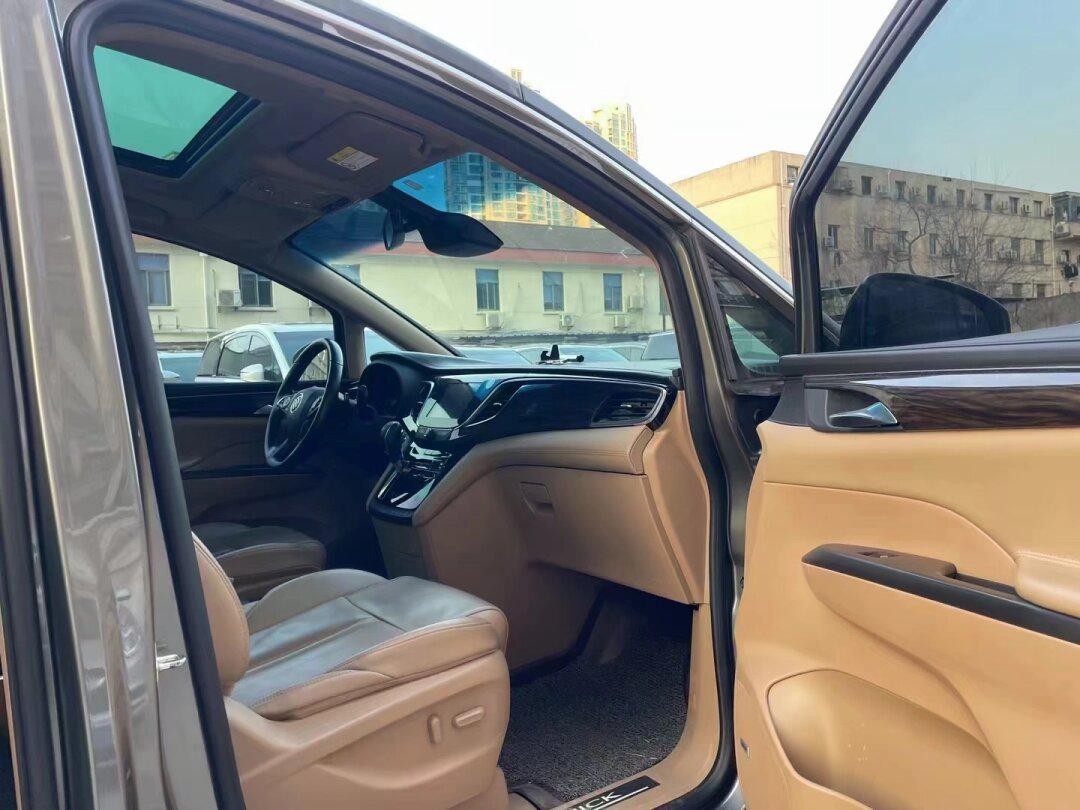 两处划痕补漆,非营运一手车,实表10._别克gl8社区_易车社区