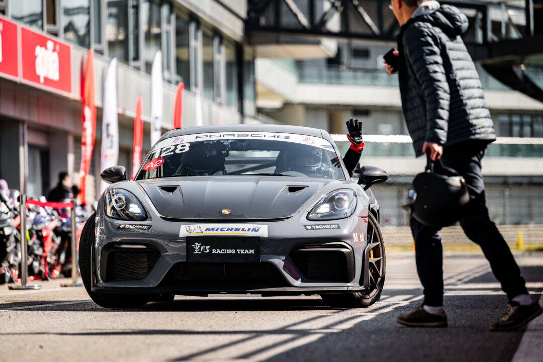 新到:2020年8月保时捷718 boxster,仅9600公里,原版原漆,一手_保时捷