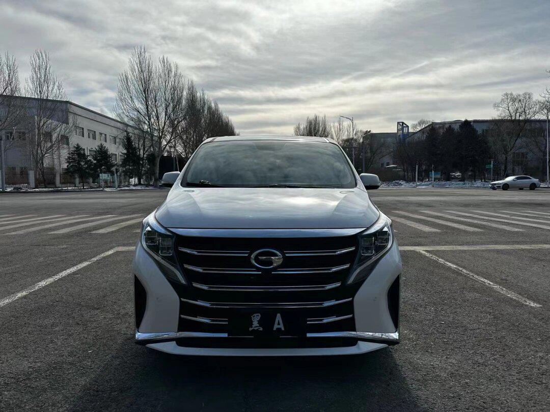 批发175800 22年广汽传祺m8,领秀至尊版,分段式全景天窗,整车氛围灯,