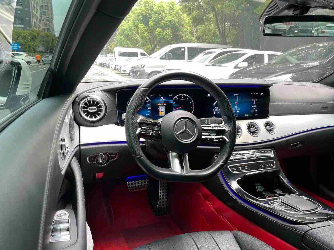 听说你们都在找21年的进口奔驰e260轿跑