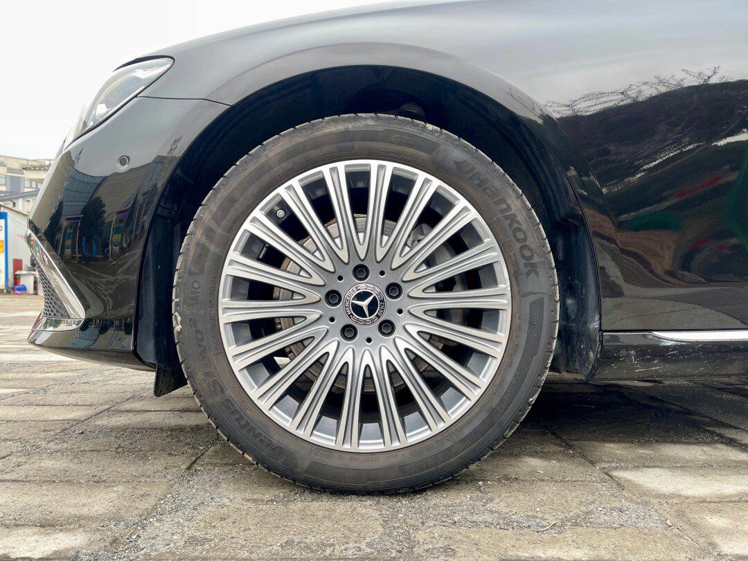 奔驰e级 2023款 e 300 l 豪华型 23年4月上牌,3万公里行程.一手