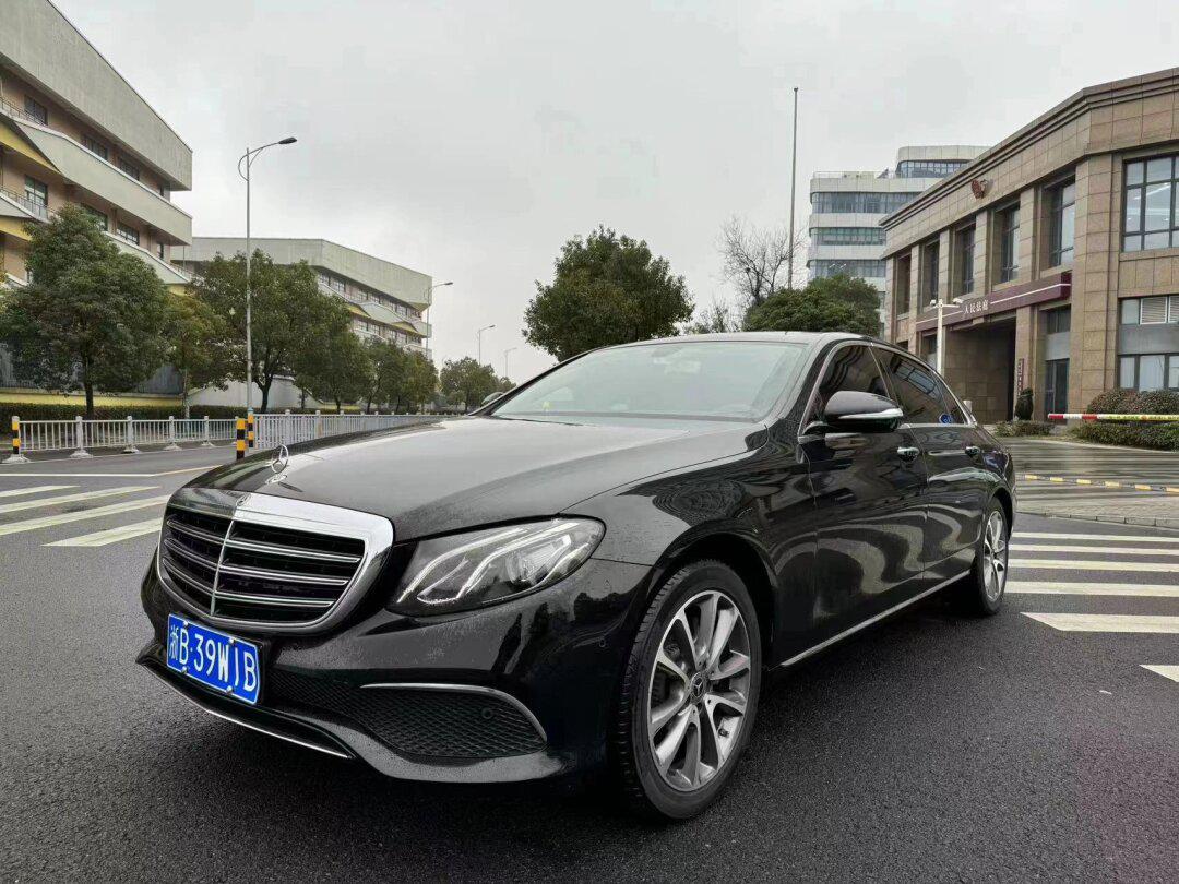 最新到店:20年奔驰e260l立标 全车隐形车衣,全景双天窗 柏林之声 64色