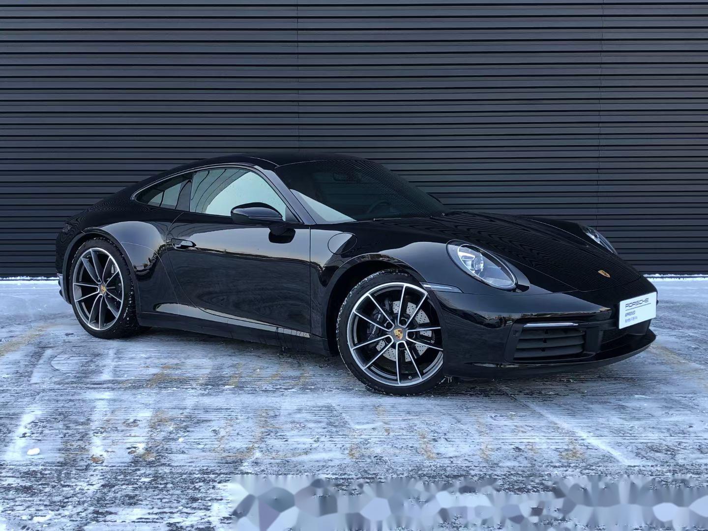 911 carrera 极品黑红 2023年8月注册,4900公里 全车车衣 原_保时捷