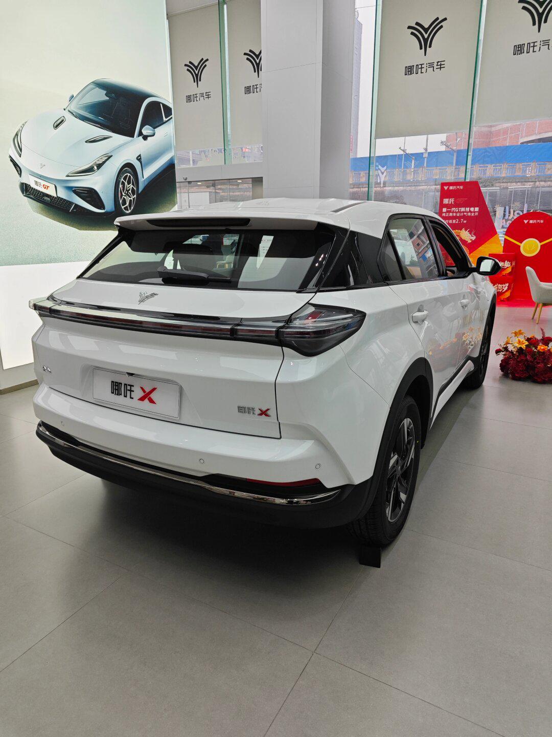 萌龙迎春,超帅气纯电suv,哪吒x来啦_哪吒x社区_易车社区