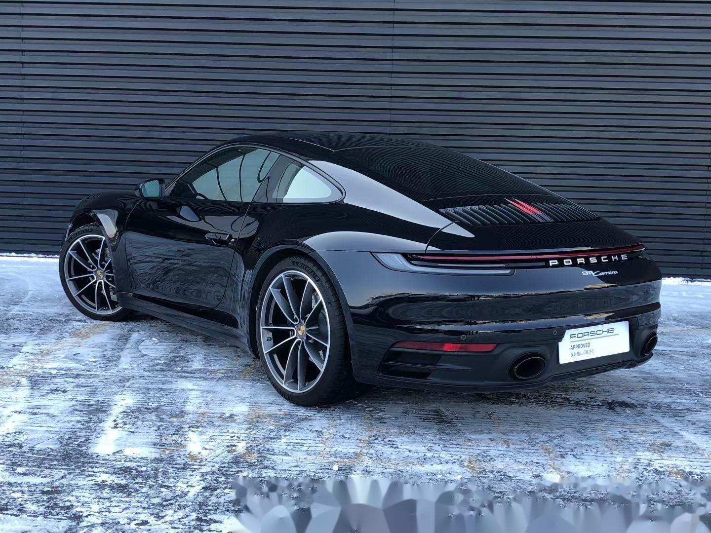 911 carrera 极品黑红 2023年8月注册,4900公里 全车车衣 原_保时捷
