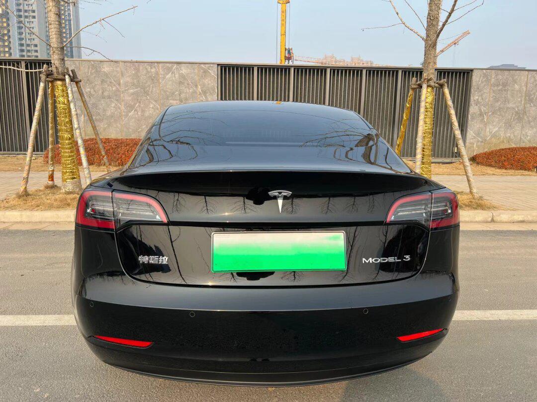 新到!23年8月特斯拉model3,毛豆3(新车裸车26.14个)实表1万公里