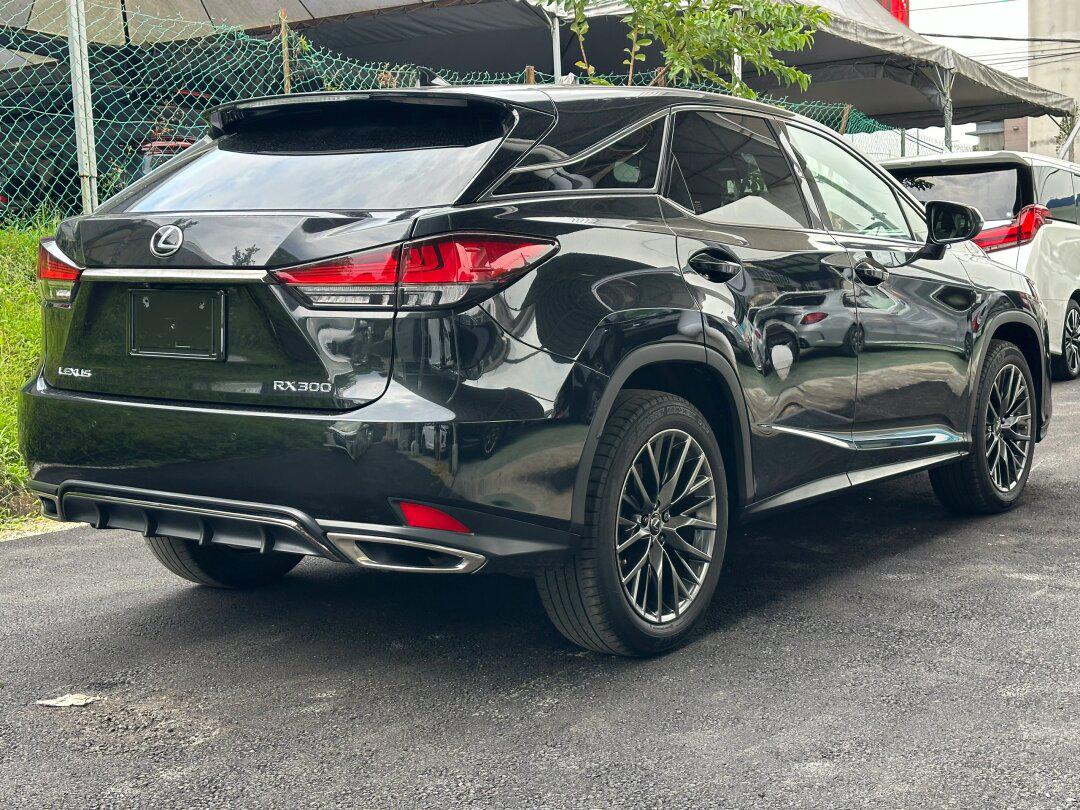 lexus rx300 f-sport 黑白椅 只需300千_雷克萨斯rx社区_易车社区