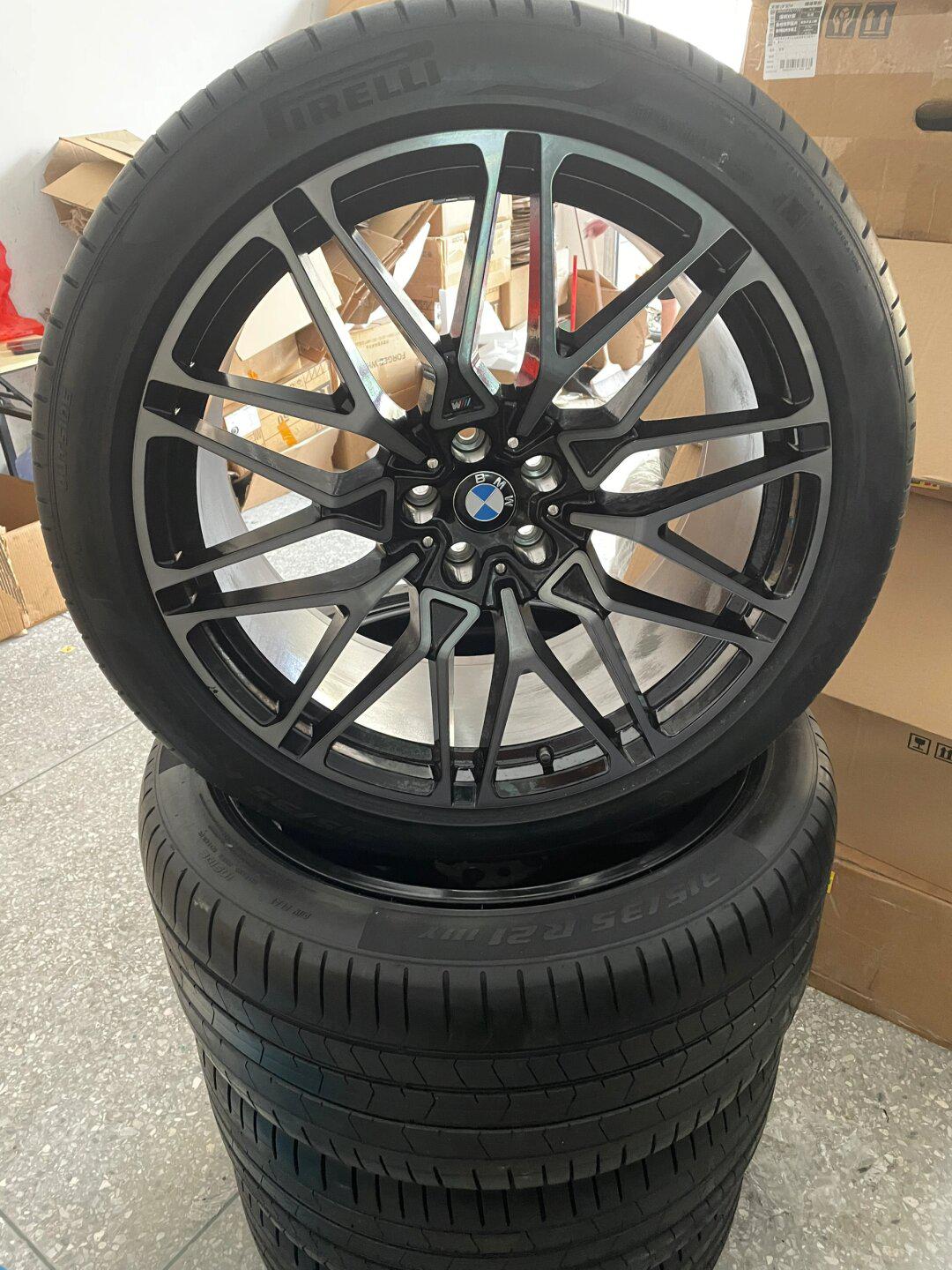 宝马x6m 21寸雷霆版轮毂带胎一套