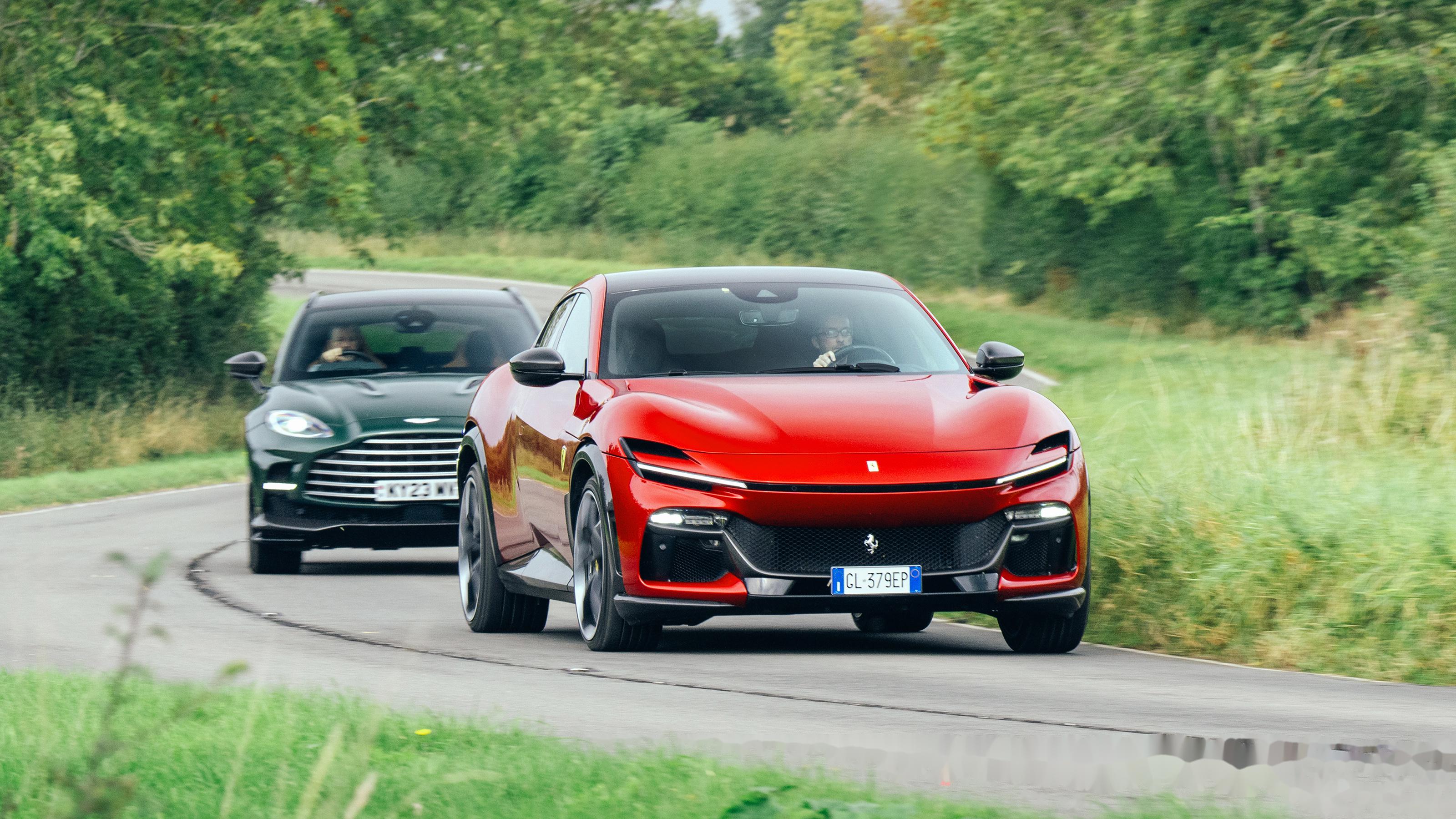 aston martin dbx707 & ferrari purosangue_purosangue社区_易车社区