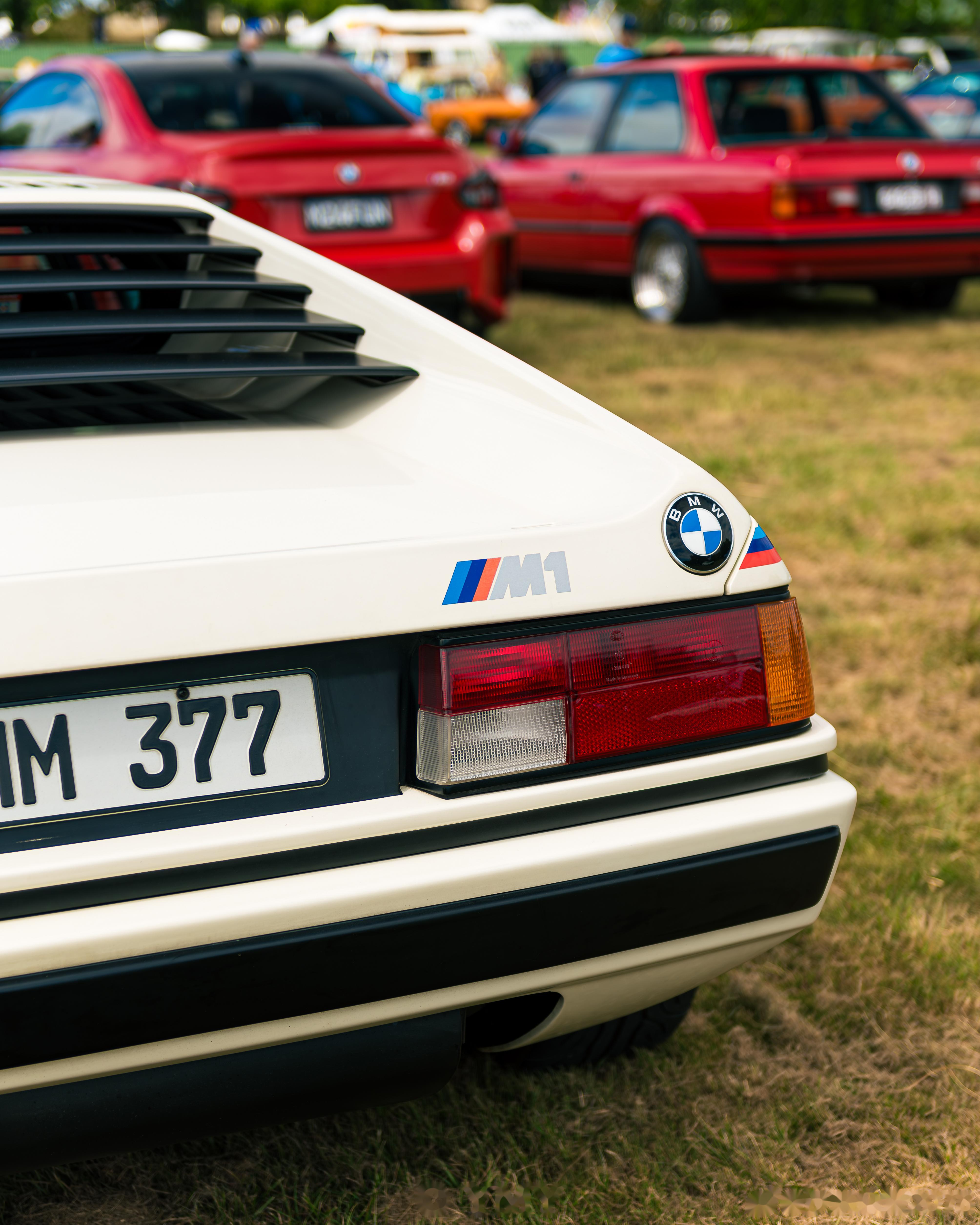 bmw m1 一年一度的墨尔本欧系老车聚会上遇到的神车m1,只生产了453台