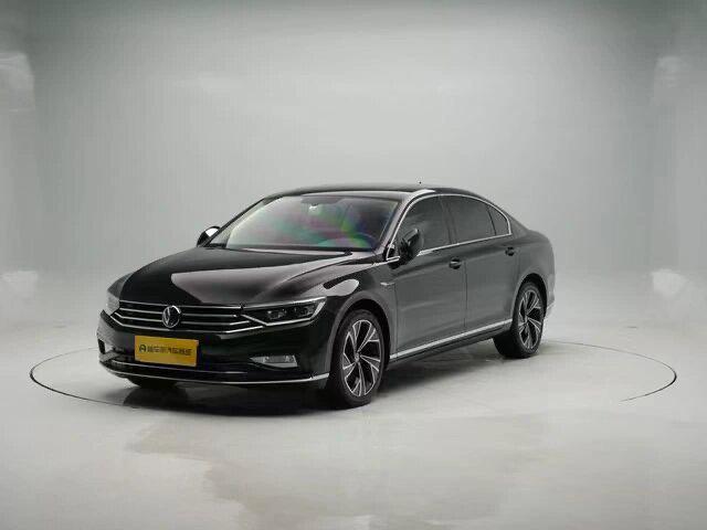 来了兄弟们 b级车中的王者 一代经典,大众迈腾330豪华版 21年11月上牌