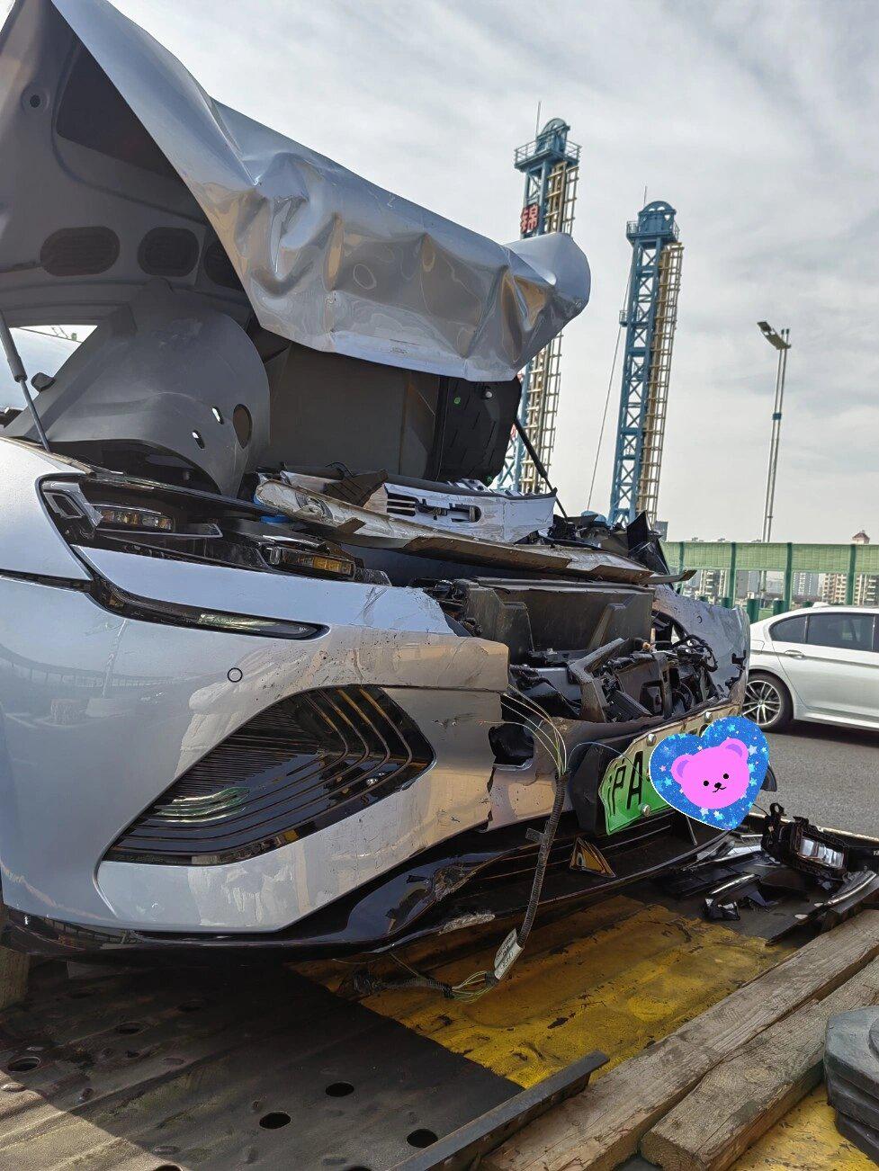 比亚迪海豹高架追尾_海豹社区_易车社区