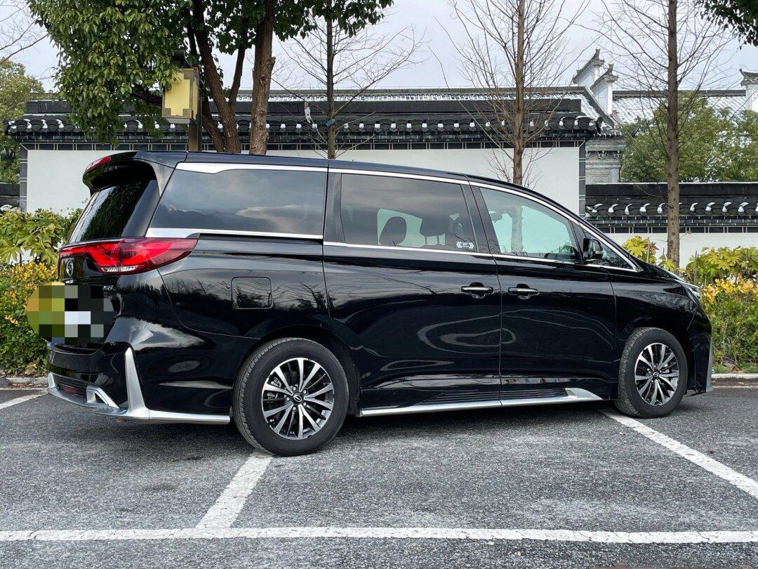 当前位置:>易车>社区>传祺m8社区>到店22年19715传祺m82021款领秀