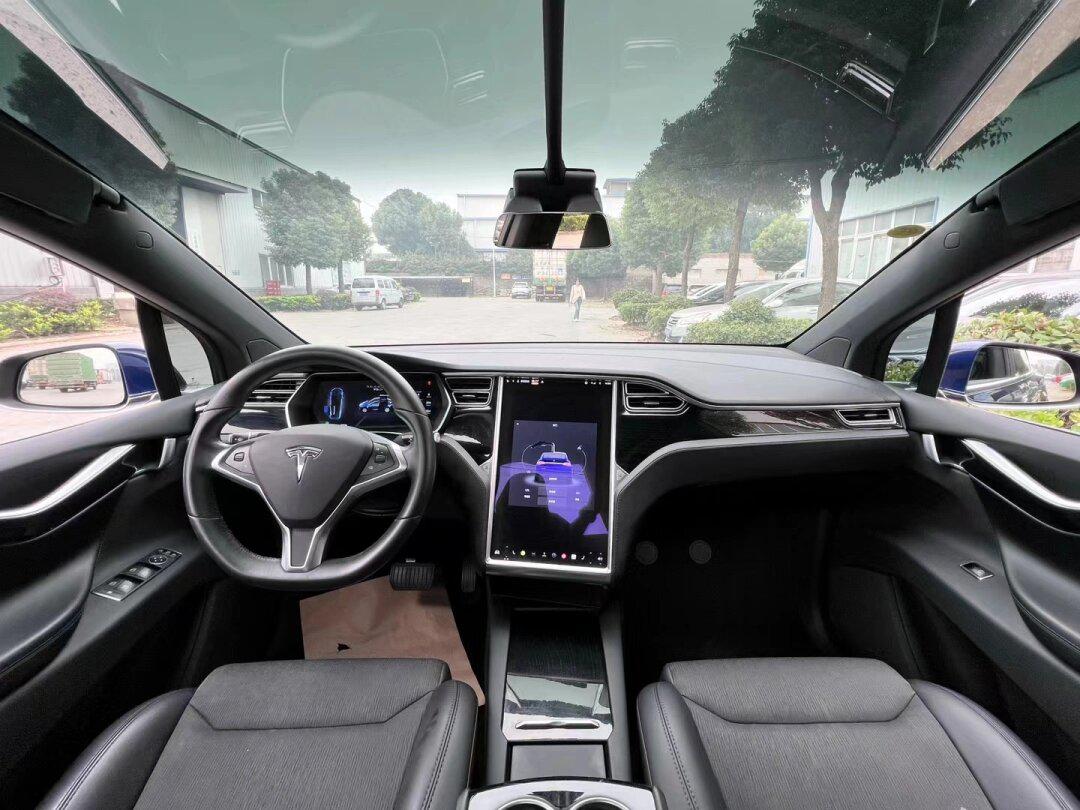 17年5月特斯拉model x 2016款 model x 75d,11.0万公