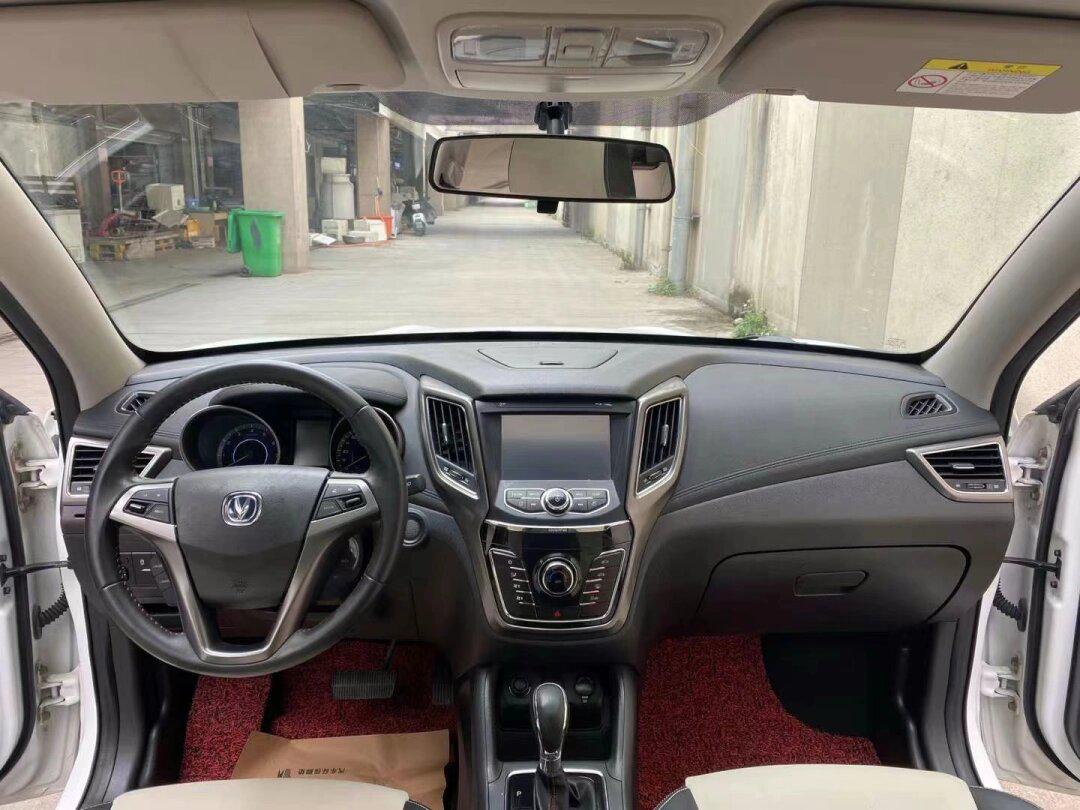 长安cs35 2017年8月上牌,1.