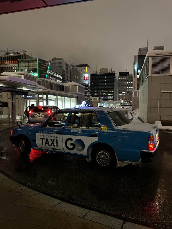 日本丰田出租车图片