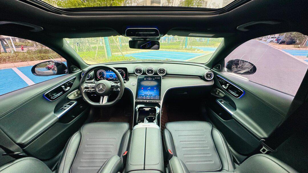 当前位置:>易车>社区>奔驰c级社区>奔驰c级2022款c260l皓夜运动版首次