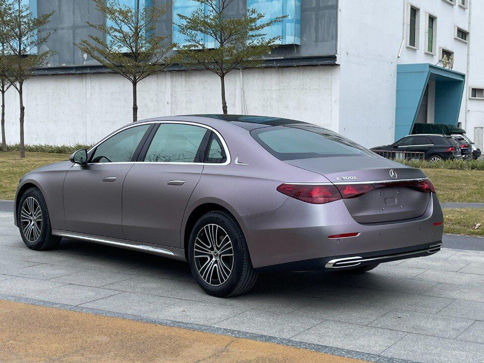 广州首台24款奔驰e贴膜丑翻车?还是美翻了