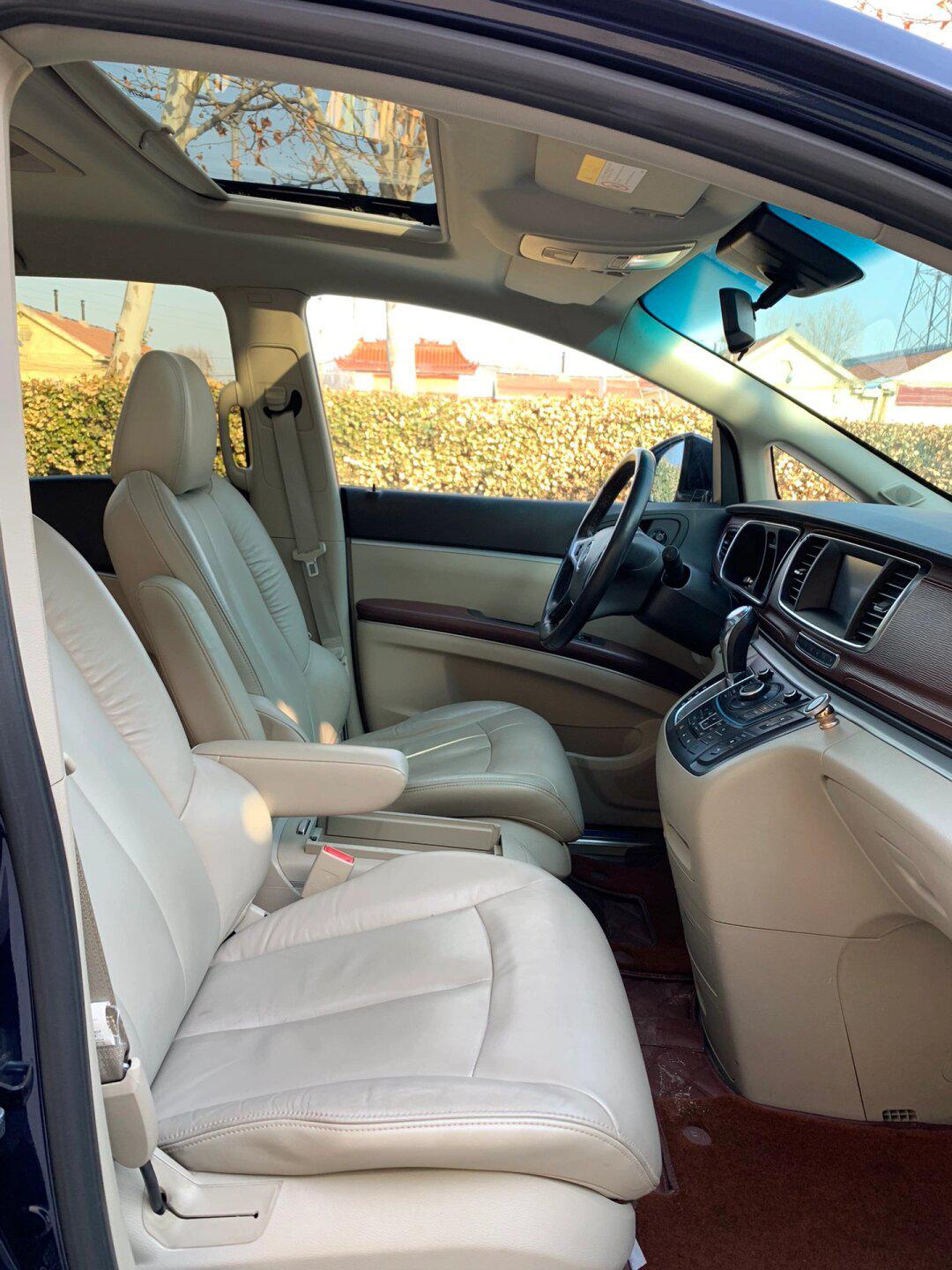 全款10w多16年别克gl8胖头鱼原车原版包过户