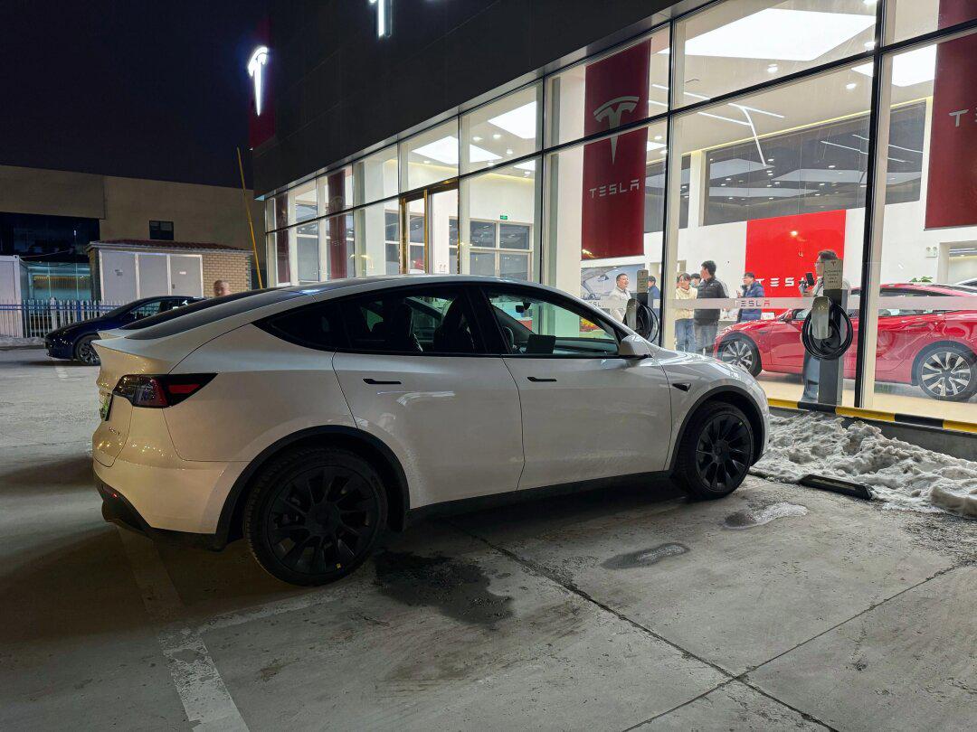 特斯拉model y新款试驾车到济南啦6015_model y社区_易车社区