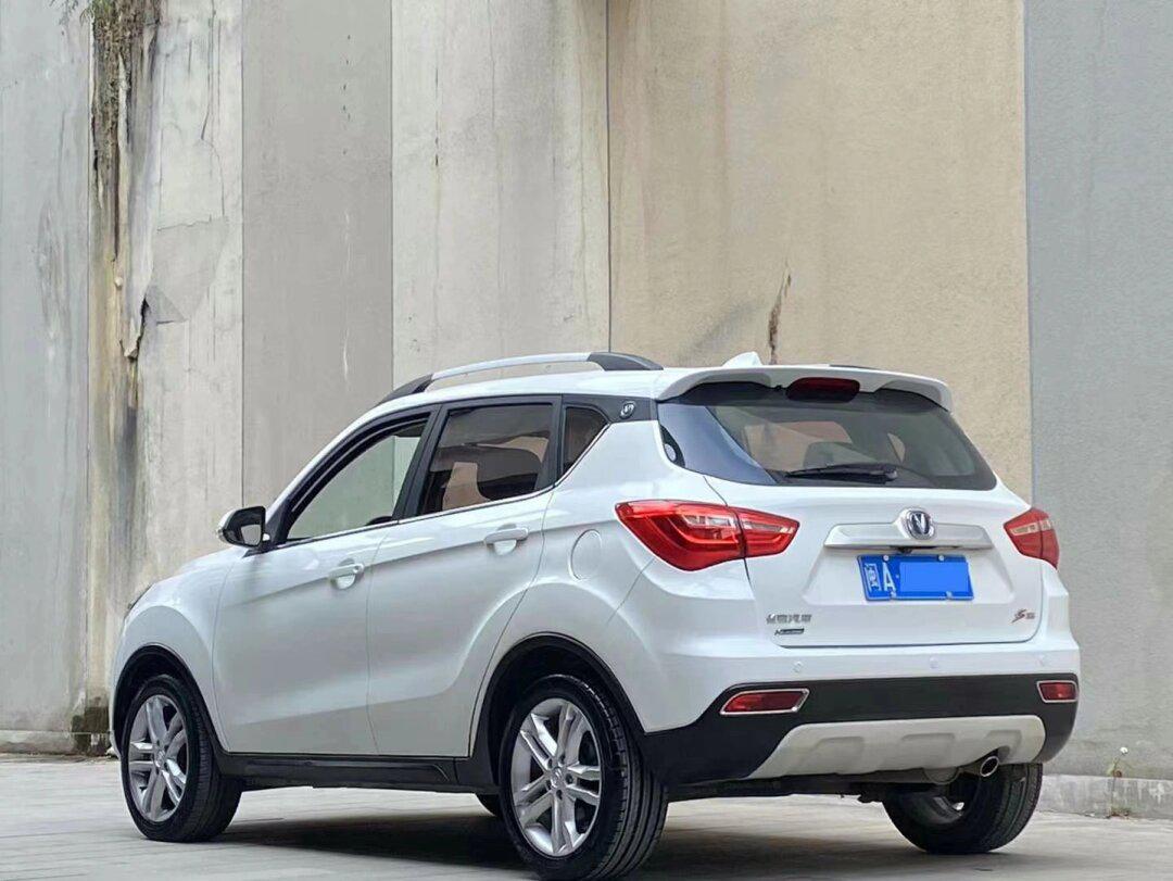 6自动, 配置:天窗,导航,倒车影像,多功_长安cs35/cs35plus社区_易车