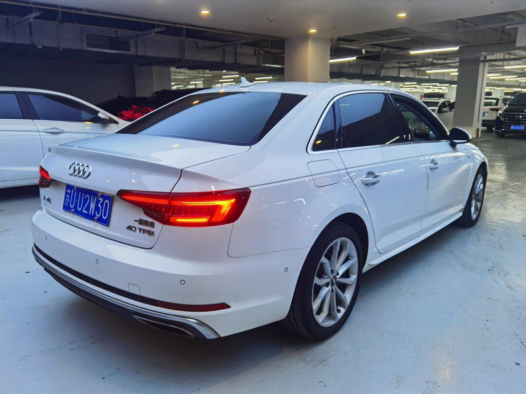 首付3万开19年奥迪a4l