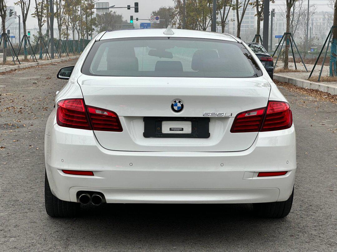当前位置:>易车>社区>宝马5系社区>拿下宝马5系2014款520li典雅型>