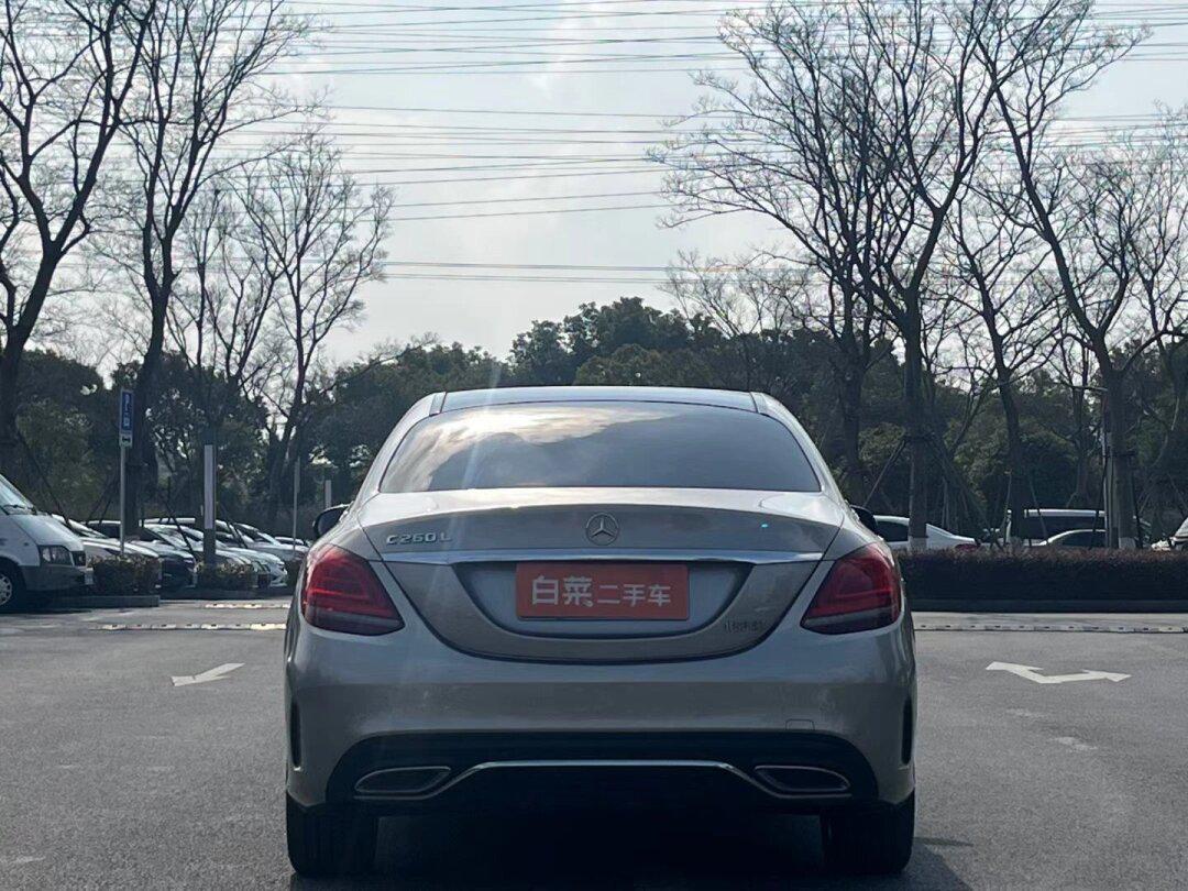 奔驰c级 2021款 c 260 l 运动版 国vi,行驶5.