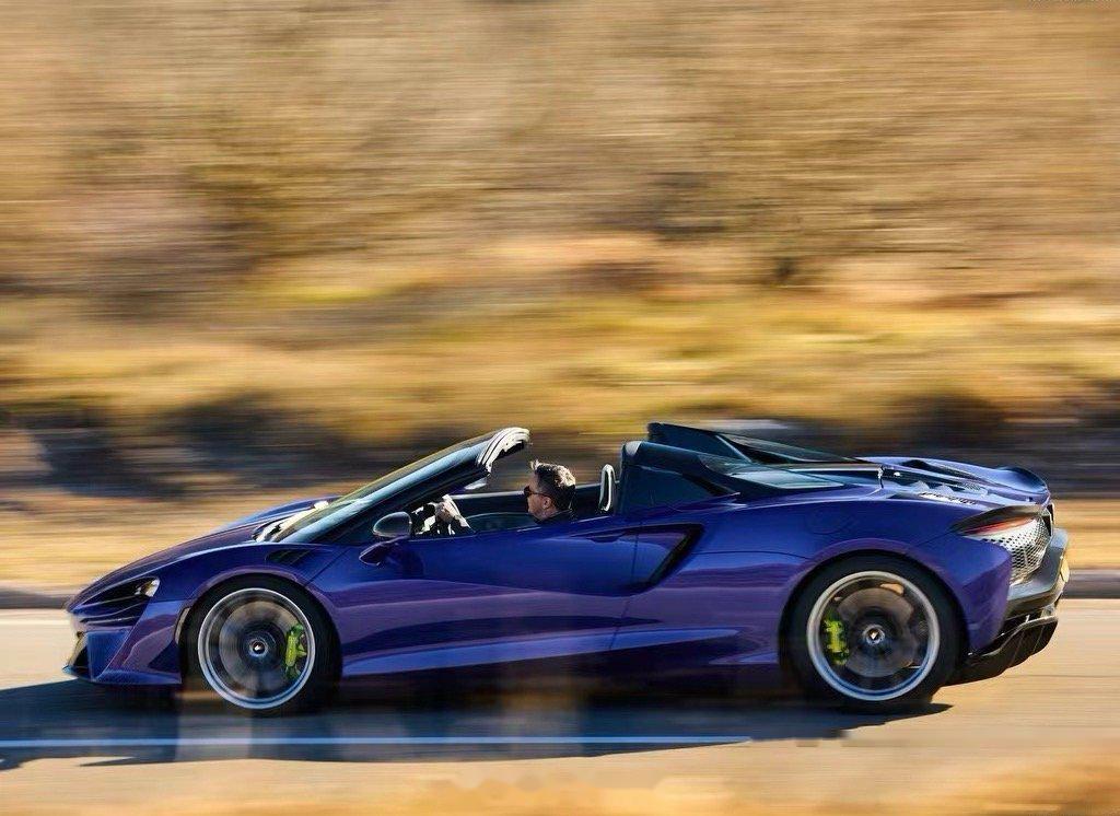 迈凯伦首款插电混动敞篷车arturaspider正式发布