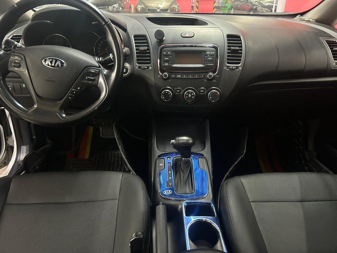 6排量,全车原版原况,仅行驶5万公里,内饰干净整洁_起亚k3社区_易车