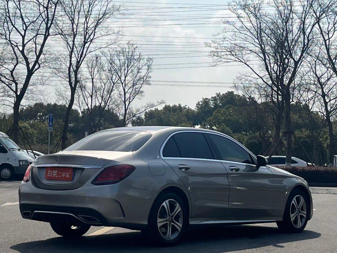 奔驰c级 2021款 c 260 l 运动版 国vi,行驶5.