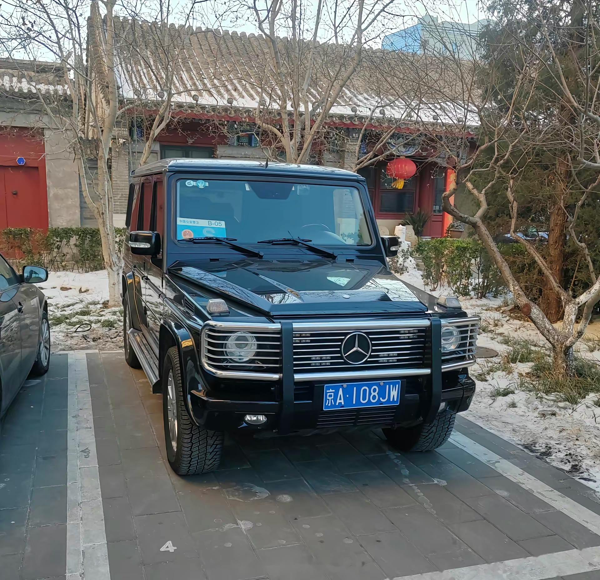 特勤局的品味还是很高的,g55,g65,新款g63都是经典,不知道什么时候用