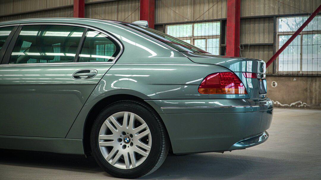 绿色车身&内饰的宝马七系e66,堪称国内孤品_宝马7系社区_易车社区
