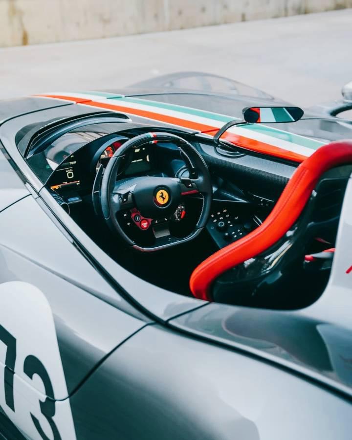 ferrari monza sp1 ps:高级私人订制#汽车资讯# 漳州_有钱人的社区