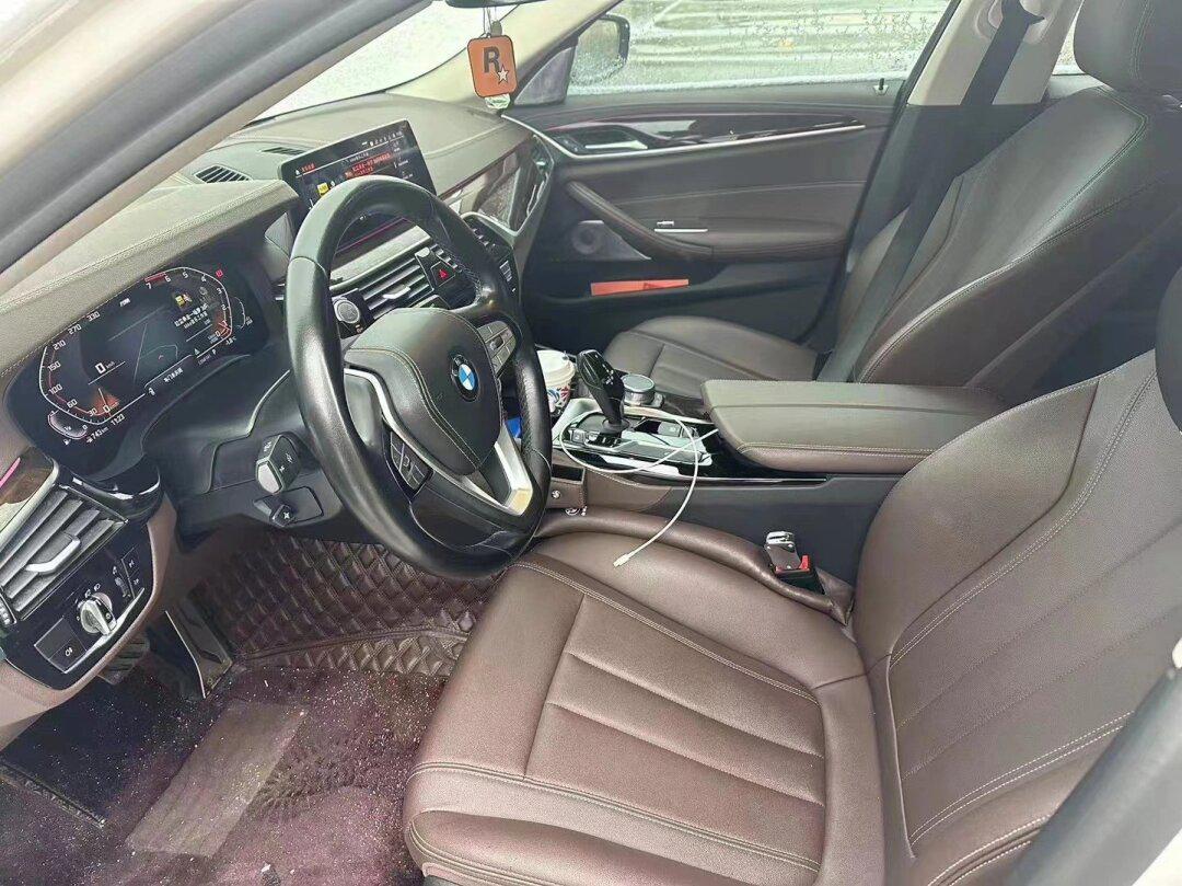 2020年3月,宝马525lim运动套,车况极品,内饰